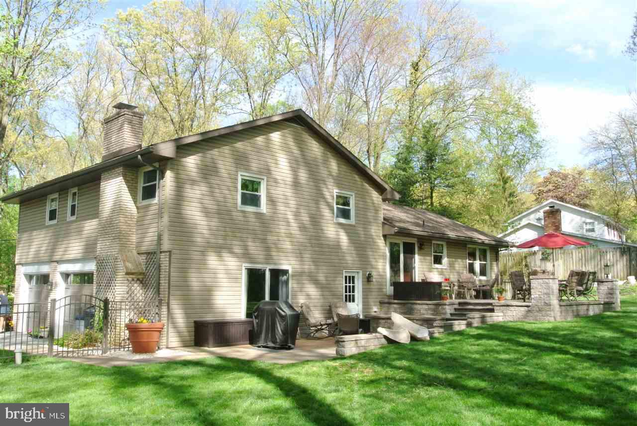 266 Nye Road Hershey, PA 17033 - Photo 3 of 24 Gallery Image 3