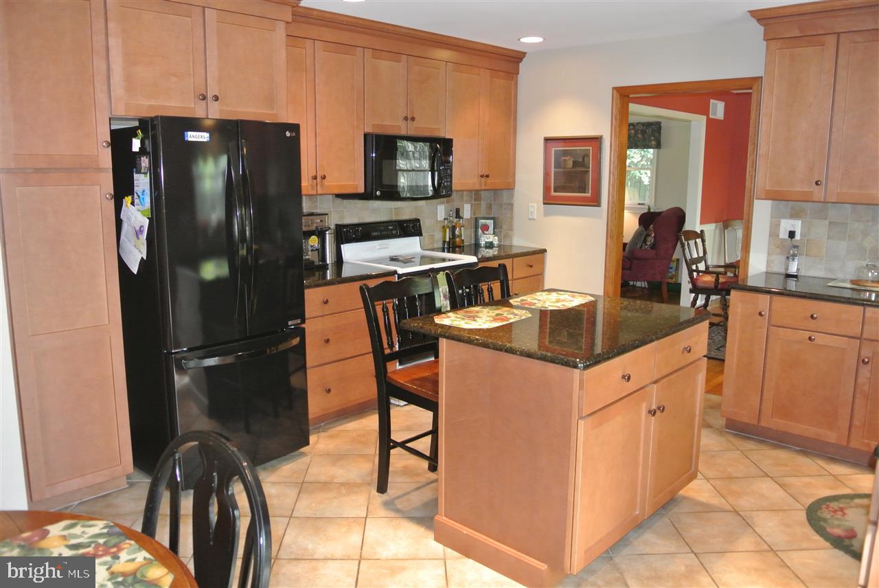 266 Nye Road Hershey, PA 17033 - Photo 6 of 24 Gallery Image 6