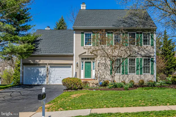 $875,000 | 30 Navesink Drive, Pennington, NJ 08534