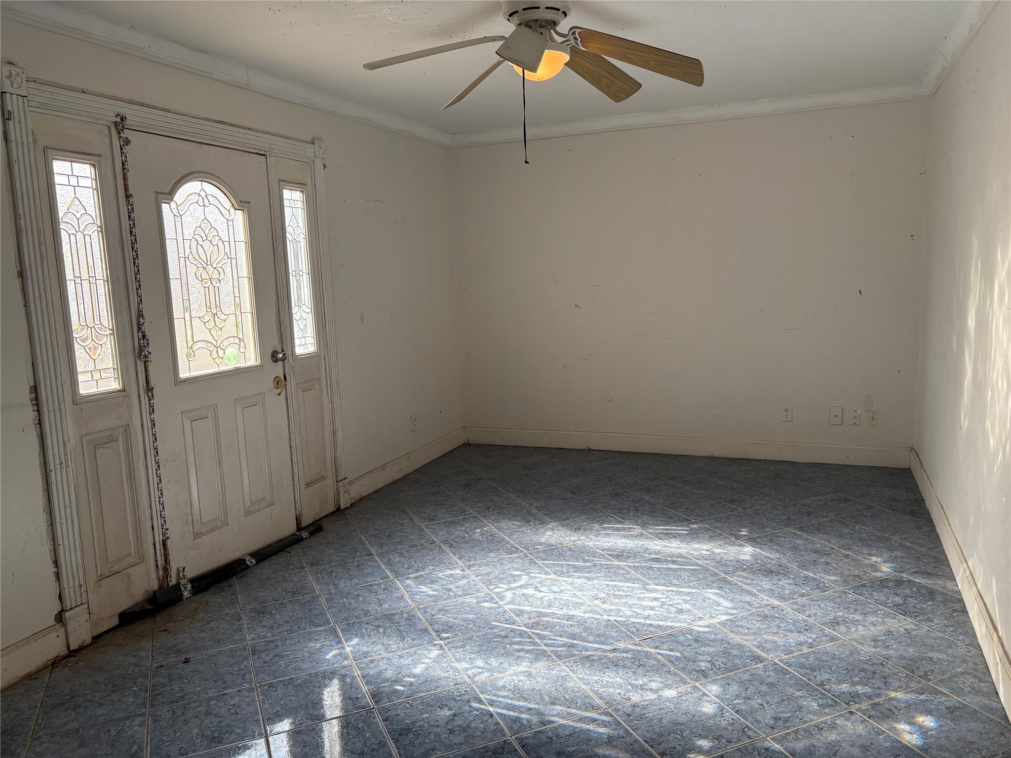 2131 Campbell Road Houston, TX 77080 - Photo 12 of 39 wooden floor in an empty room