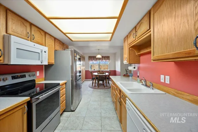 $669,000 | 549 South 100 East, Jerome, ID 83338