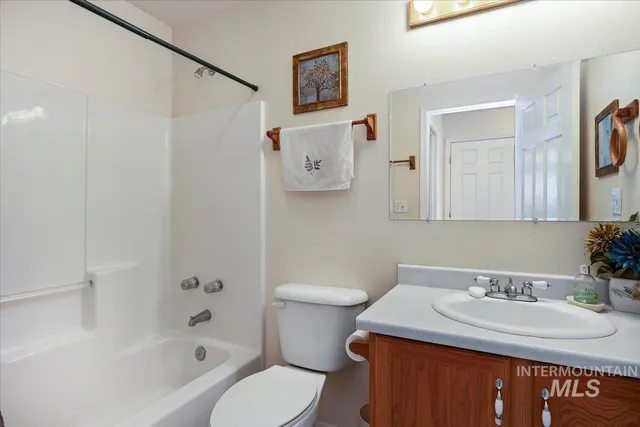 $669,000 | 549 South 100 East, Jerome, ID 83338