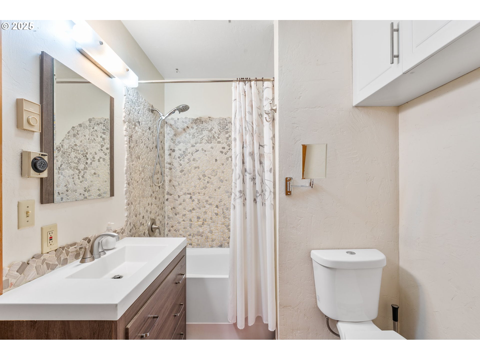 29051 Fox Hollow Road Eugene, OR 97405 - Photo 15 of 39