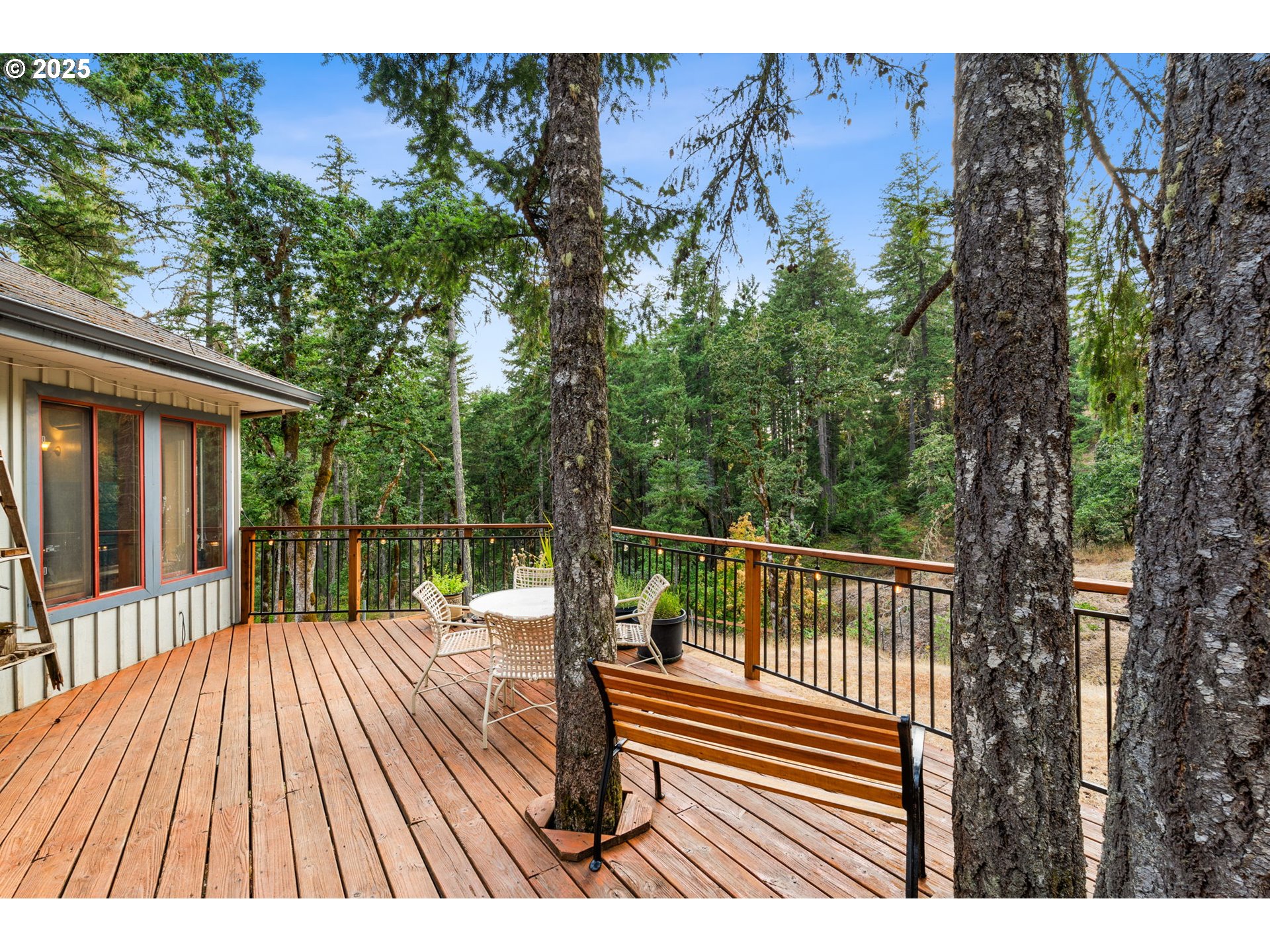 29051 Fox Hollow Road Eugene, OR 97405 - Photo 24 of 39