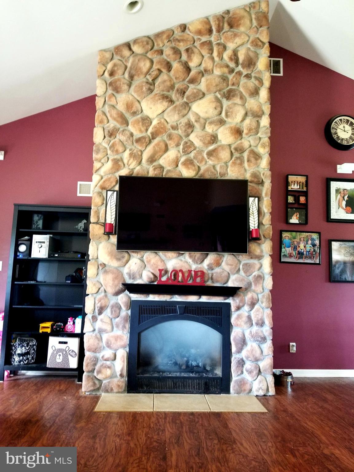 421 St Bartholomew Road Hanover, PA 17331 - Photo 7 of 35