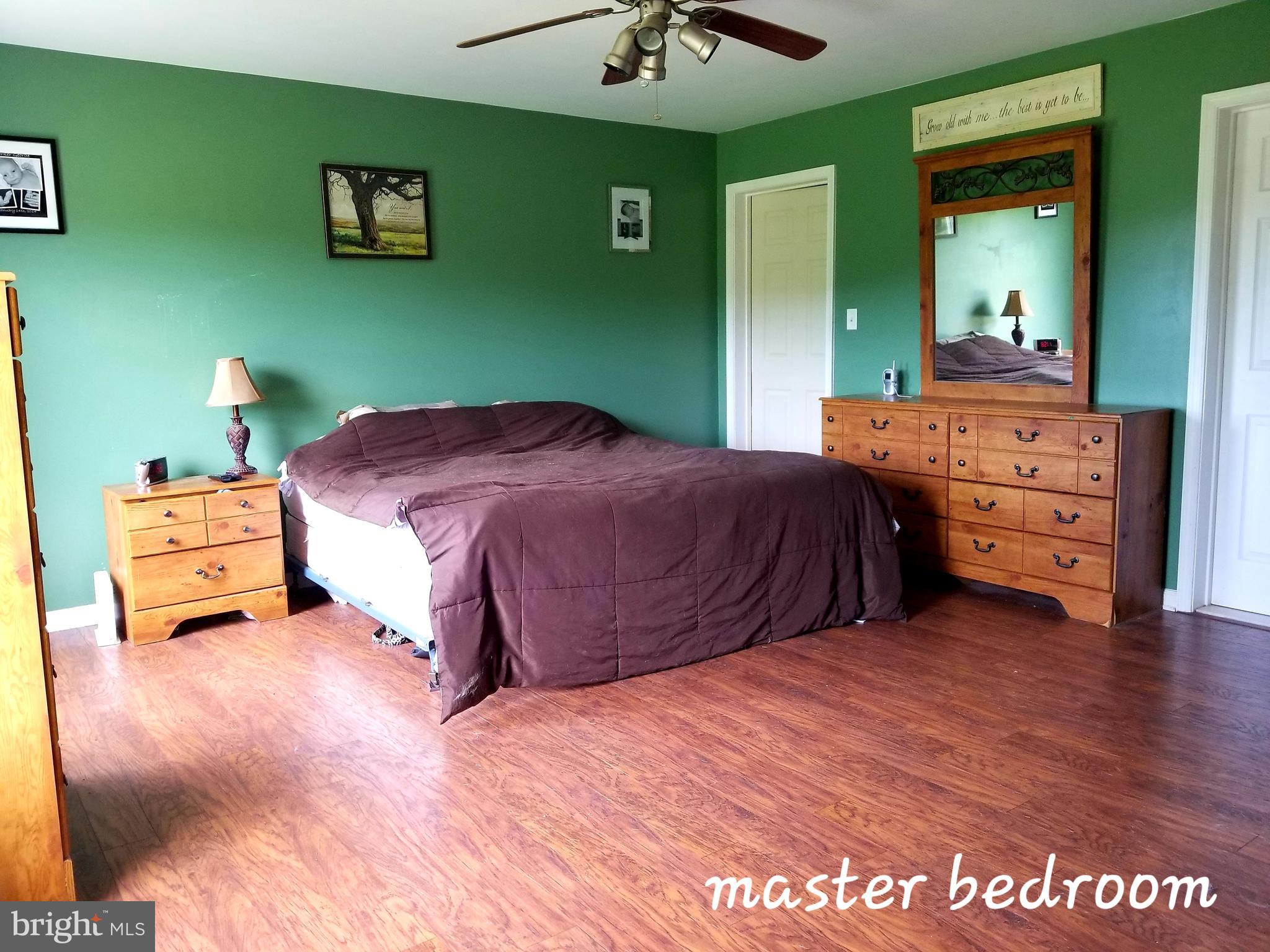 421 St Bartholomew Road Hanover, PA 17331 - Photo 8 of 35
