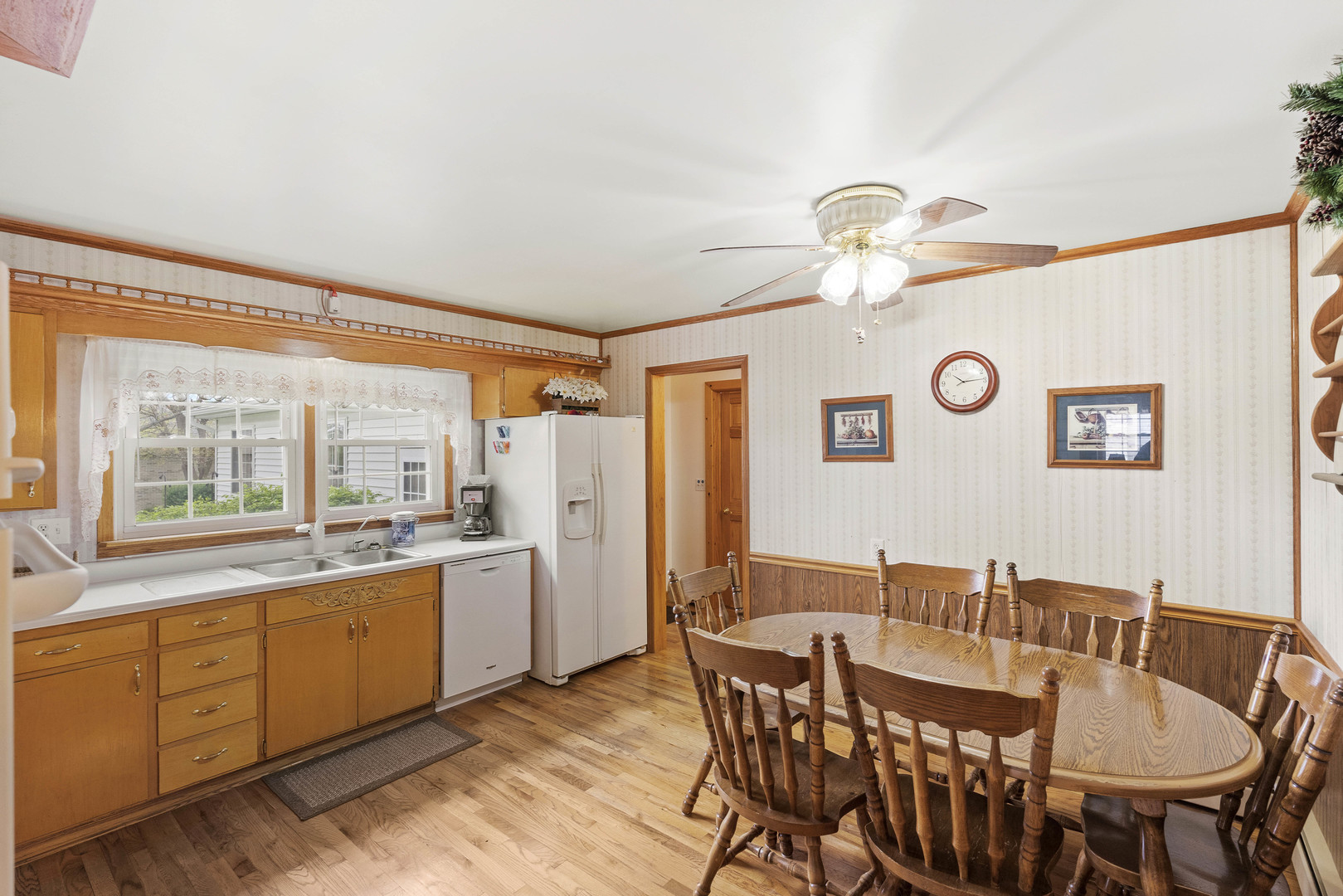 200 South Rathje Road Peotone, IL 60468 - Photo 7 of 39 a view of a dining room with furniture window and outside view