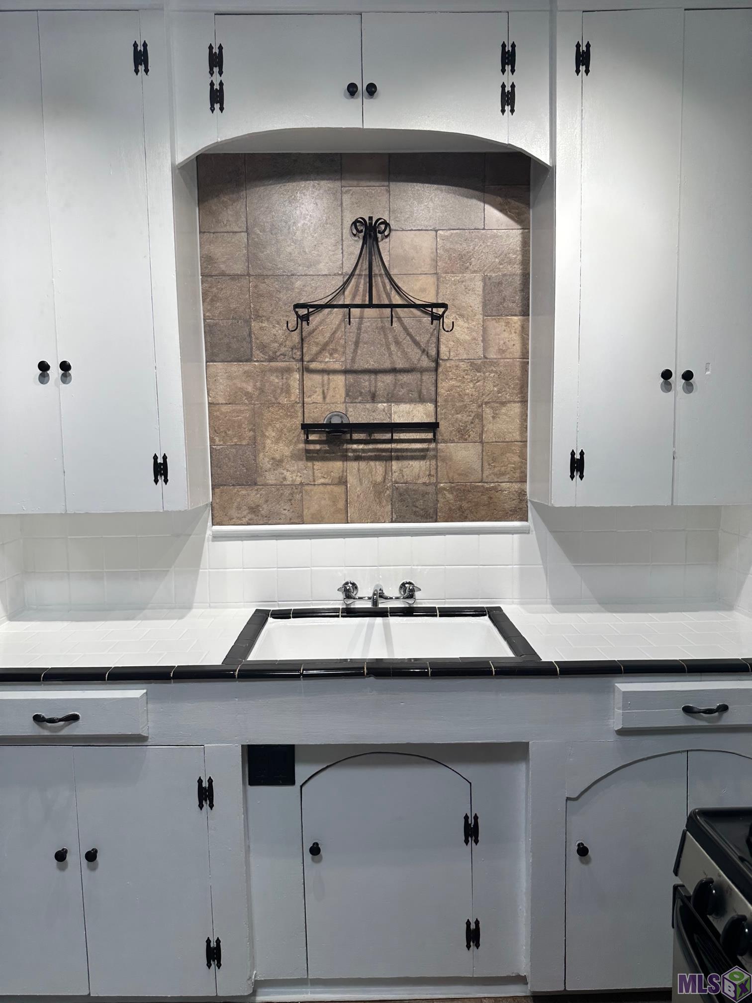 842 Geranium Street, Unit A Baton Rouge, LA 70802 - Photo 4 of 14 Gallery Image 4