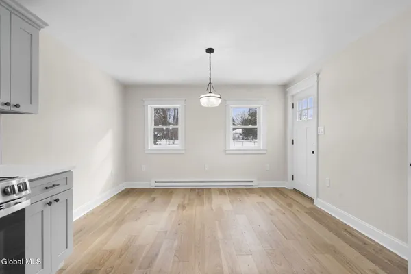 $375,000 | 14 Park Way, Castleton-on-Hudson, NY 12033