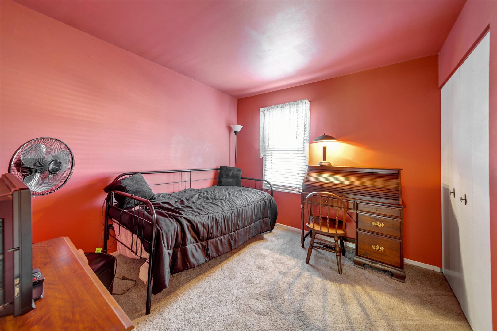 445 Fordham Place Roselle, IL 60172 - Photo 13 of 22