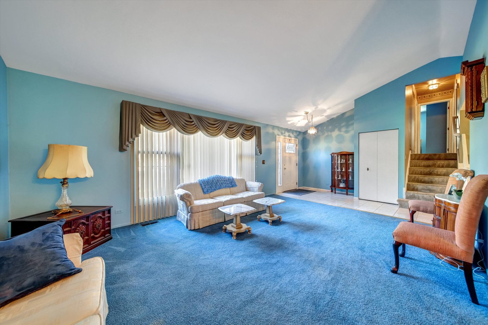 445 Fordham Place Roselle, IL 60172 - Photo 4 of 22