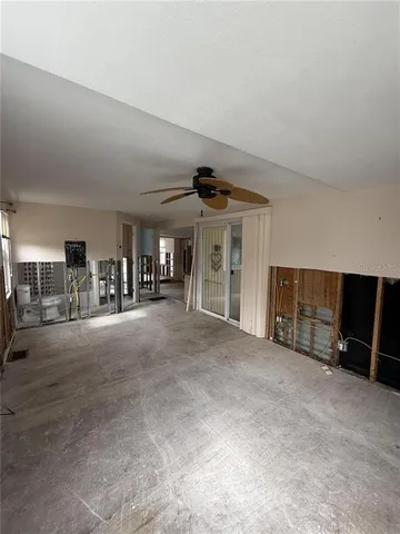 a view of a back yard of the house