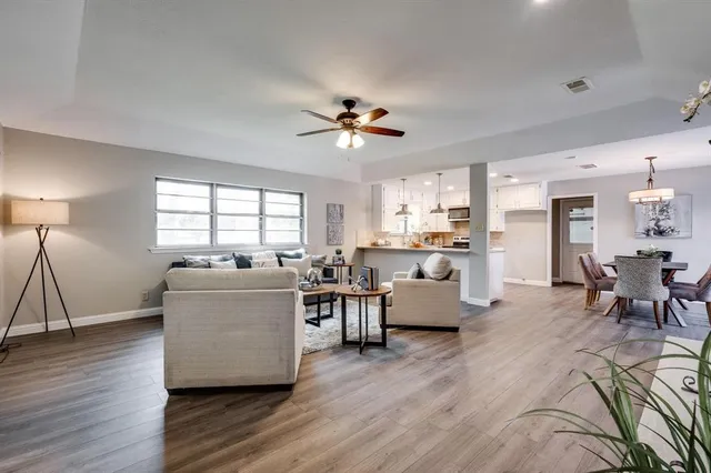 $2,775 | 724 Toni Drive, Hurst, TX 76054