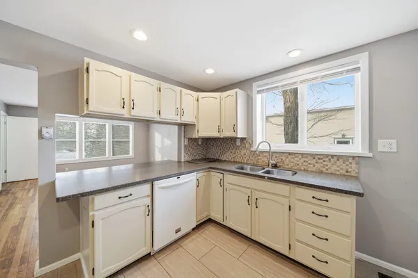 $254,000 | 1139 College Avenue, Adrian, MI 49221