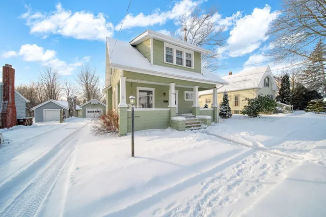 $254,000 | 1139 College Avenue, Adrian, MI 49221