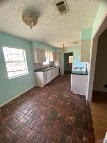 $175,000 | Undisclosed Address, Denham Springs, LA 70726