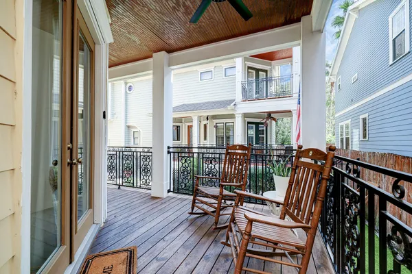 $3,250 | 1126 West 17th Street, Unit D, Houston, TX 77008