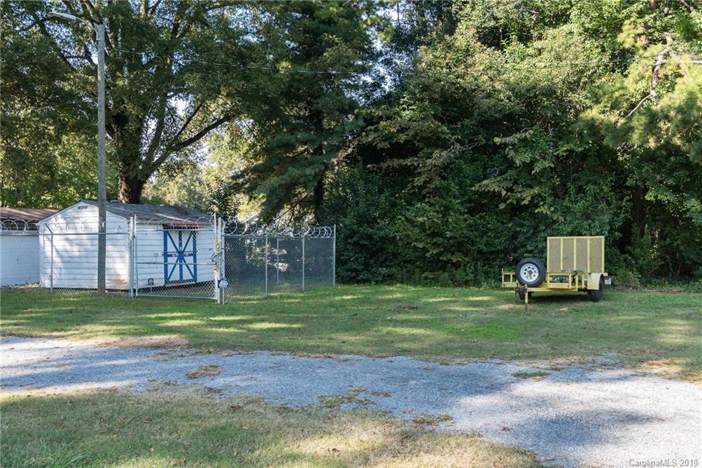 6306 Tuckaseegee Road Charlotte, NC 28214 - Photo 3 of 22 Gallery Image 3