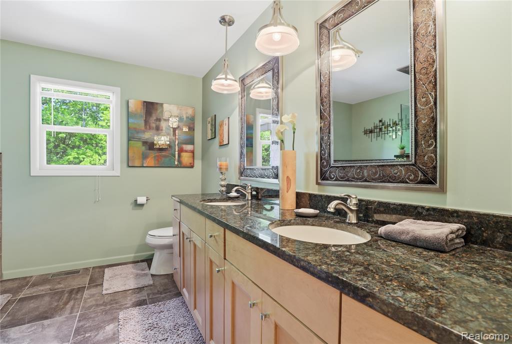 6211 Kings Scepter Road Grand Blanc, MI 48439 - Photo 33 of 82