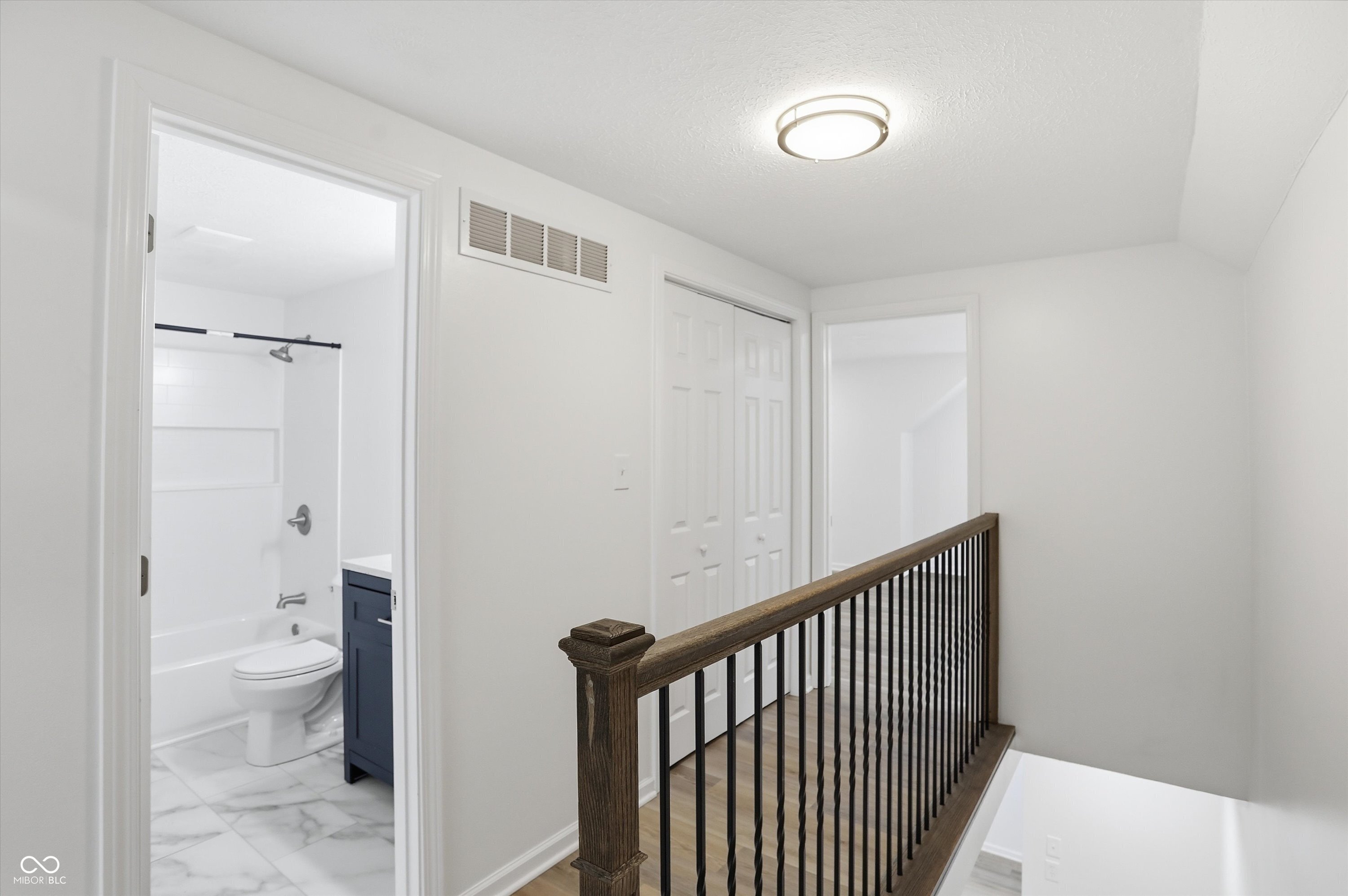 1280 Stonegate Road Greenwood, IN 46142 - Photo 19 of 57 Gallery Image 19