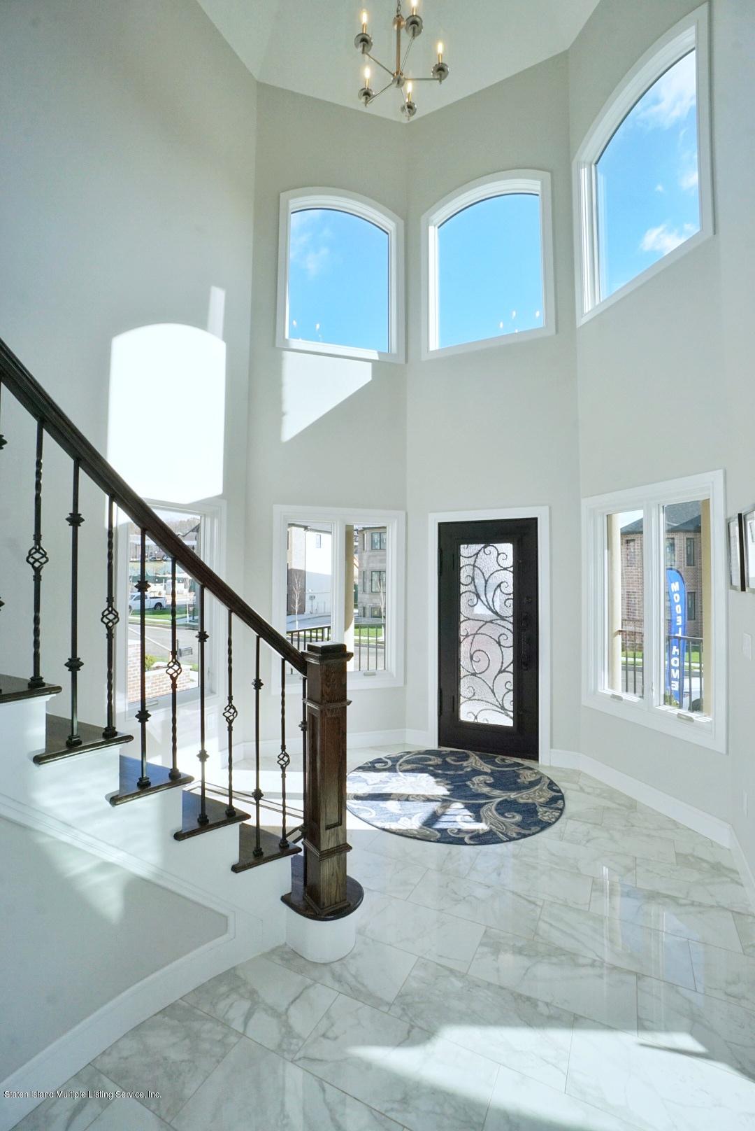 31 Torrice Loop Staten Island, NY 10309 - Photo 4 of 69 Photo Nov 18, 10 55 39 AM