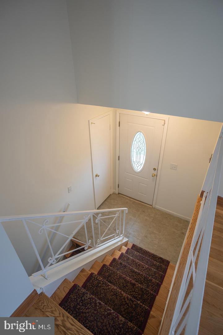 12517 Waldo Lane Silver Spring, MD 20904 - Photo 4 of 13 Entry