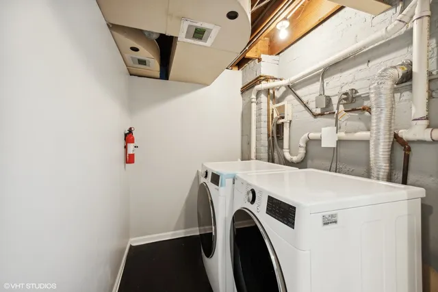 $3,300 | 8152 Mayfield Avenue, Burbank, IL 60459