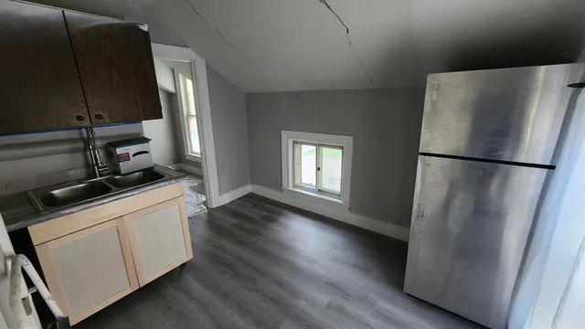 $154,900 | 356 West 11th Avenue, Oshkosh, WI 54902