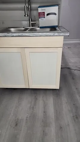 $154,900 | 356 West 11th Avenue, Oshkosh, WI 54902