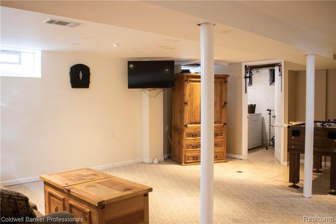 1352 Bishop Road Grosse Pointe, MI 48230 - Photo 27 of 27 28-1352-Bishop-basement.jpg