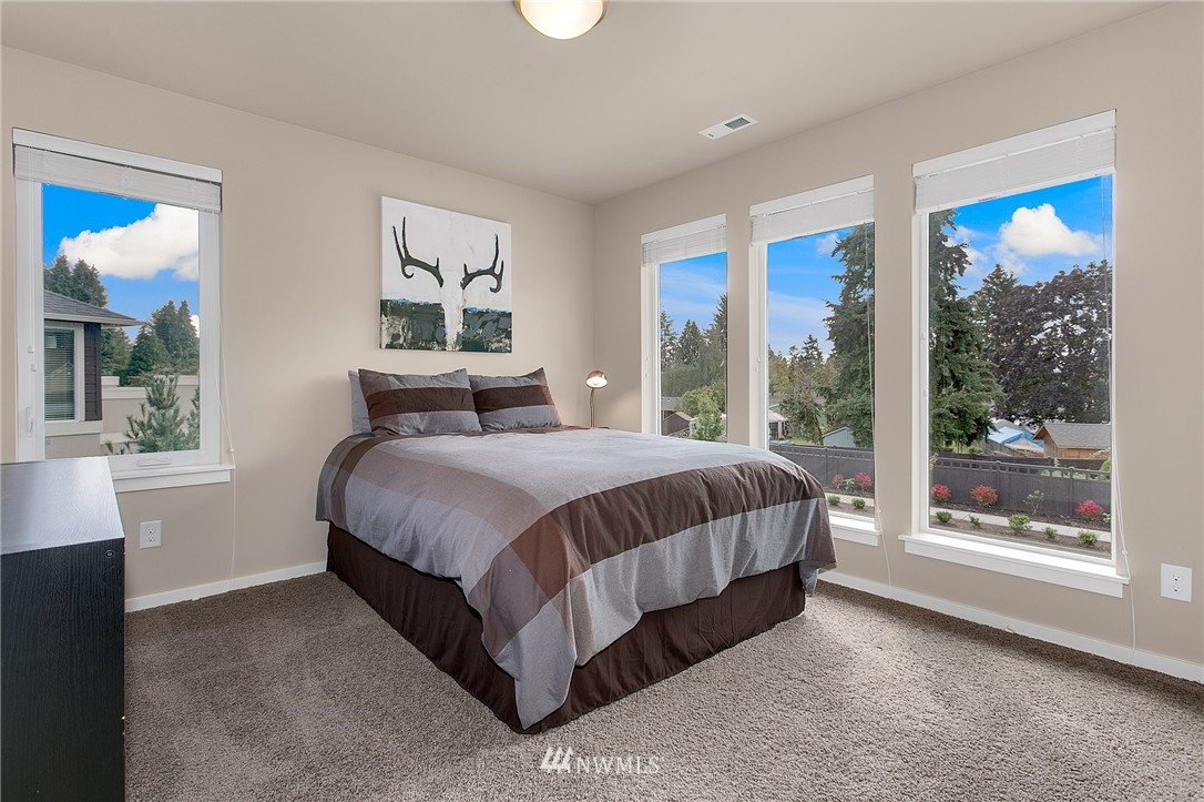 3824 Northeast 23rd Place Renton, WA 98056 - Photo 16 of 22