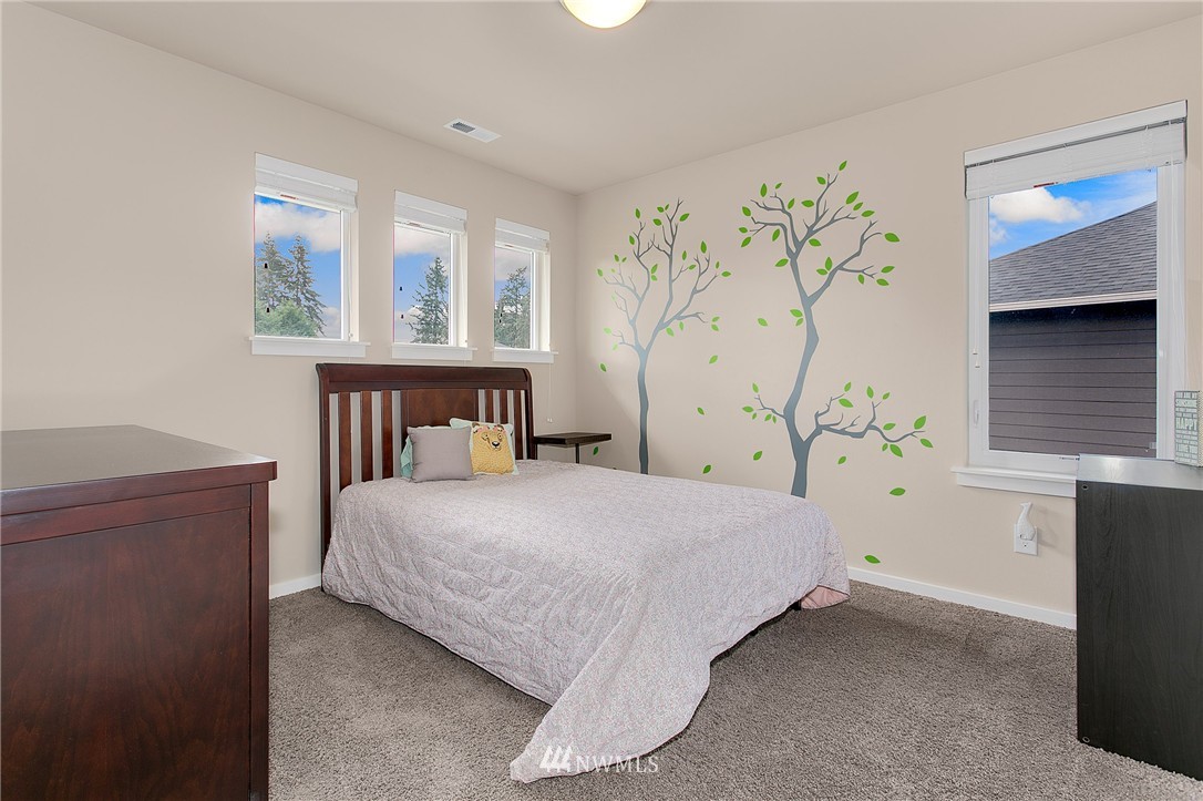 3824 Northeast 23rd Place Renton, WA 98056 - Photo 18 of 22