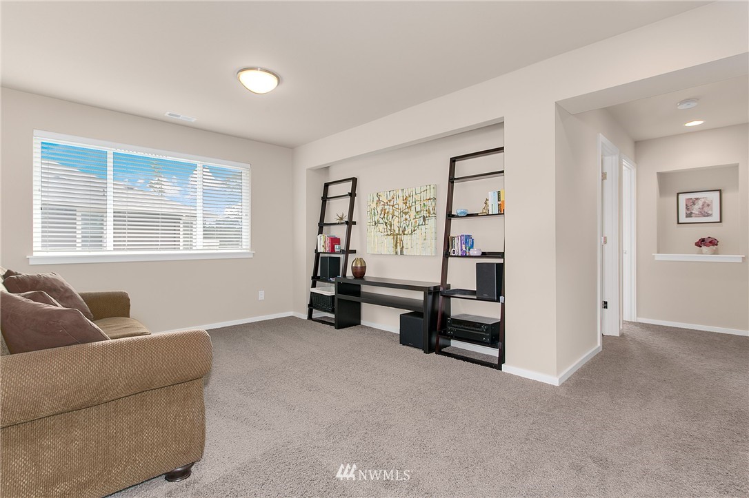 3824 Northeast 23rd Place Renton, WA 98056 - Photo 10 of 22