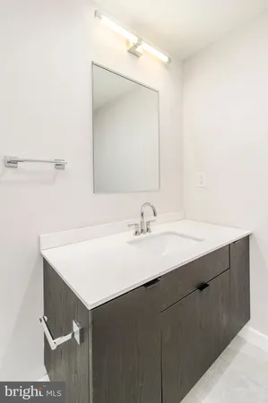 $1,700 | 3449 Scotts Lane, Unit B323, Philadelphia, PA 19129