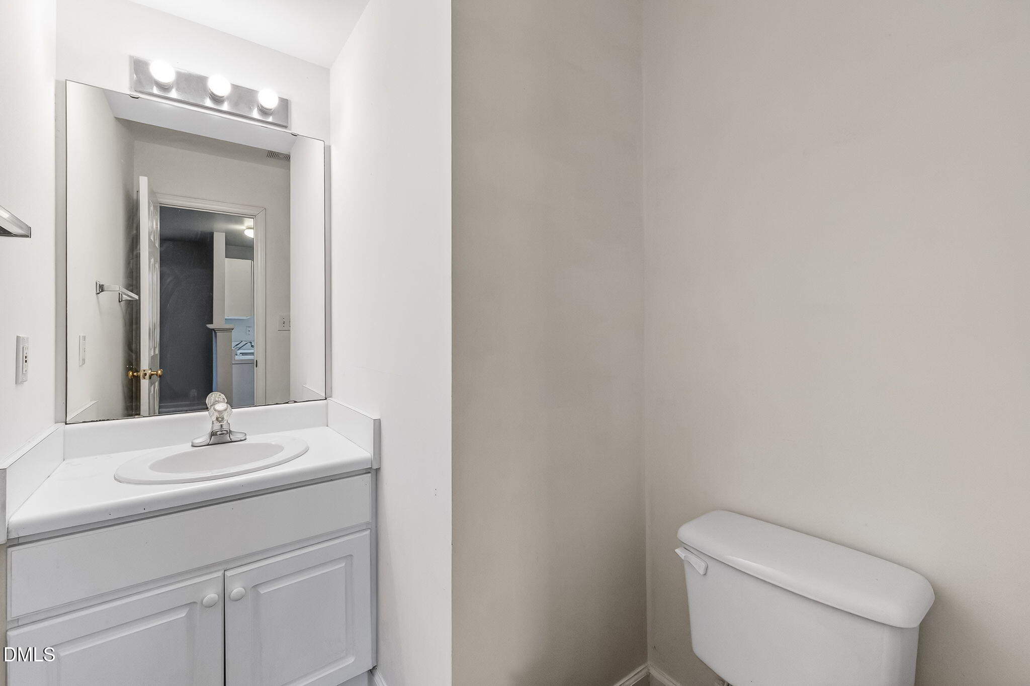 1237 Swingline Way Raleigh, NC 27610 - Photo 21 of 39 22-web-or-mls-DSC04261