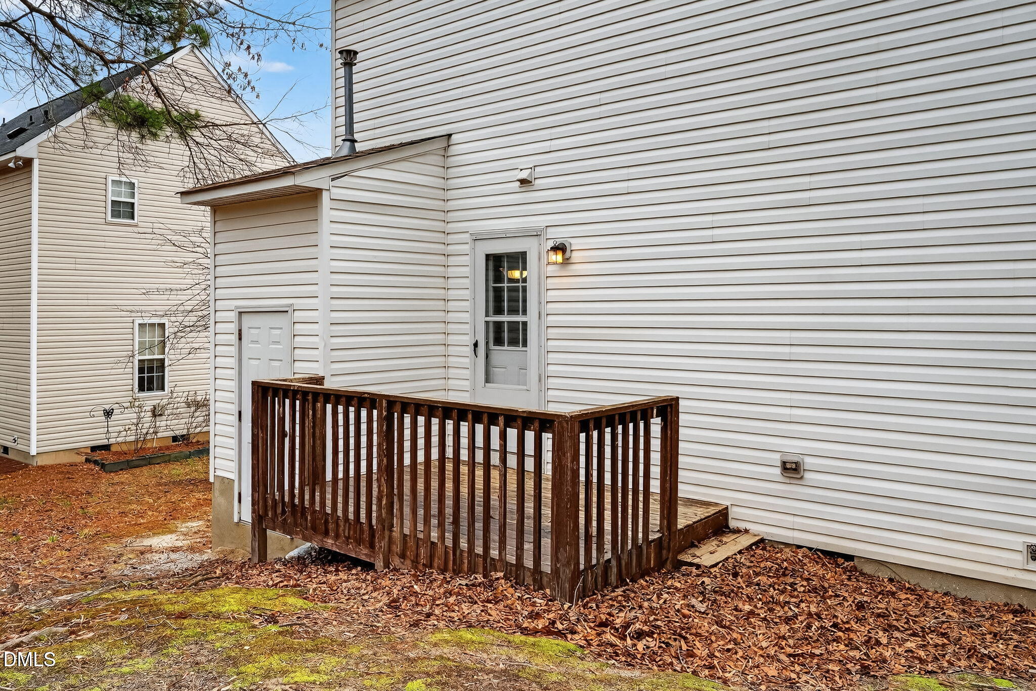 1237 Swingline Way Raleigh, NC 27610 - Photo 32 of 39 33-web-or-mls-DSC04137