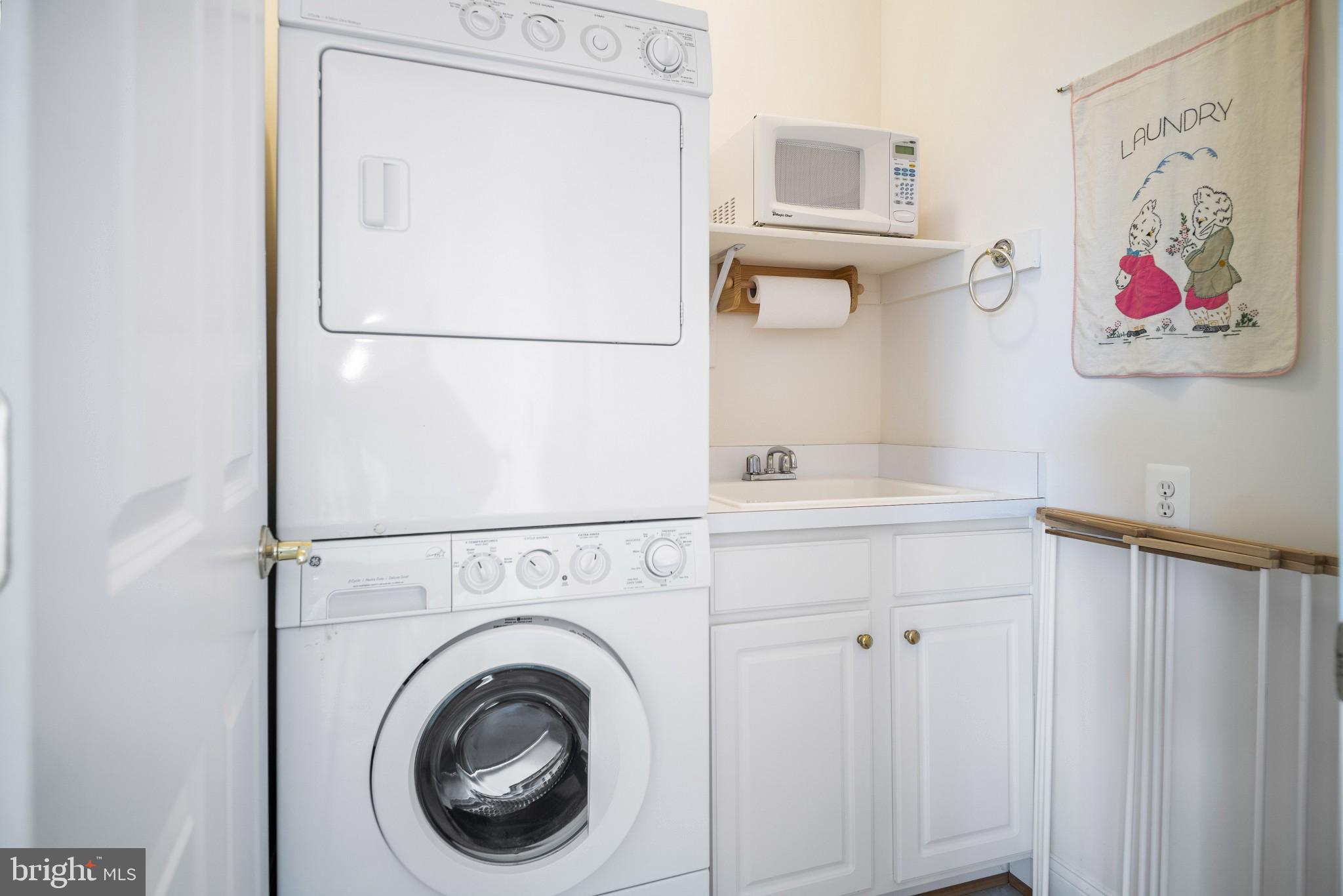 8514 Link Hills Loop Gainesville, VA 20155 - Photo 44 of 65 UL Laundry #2