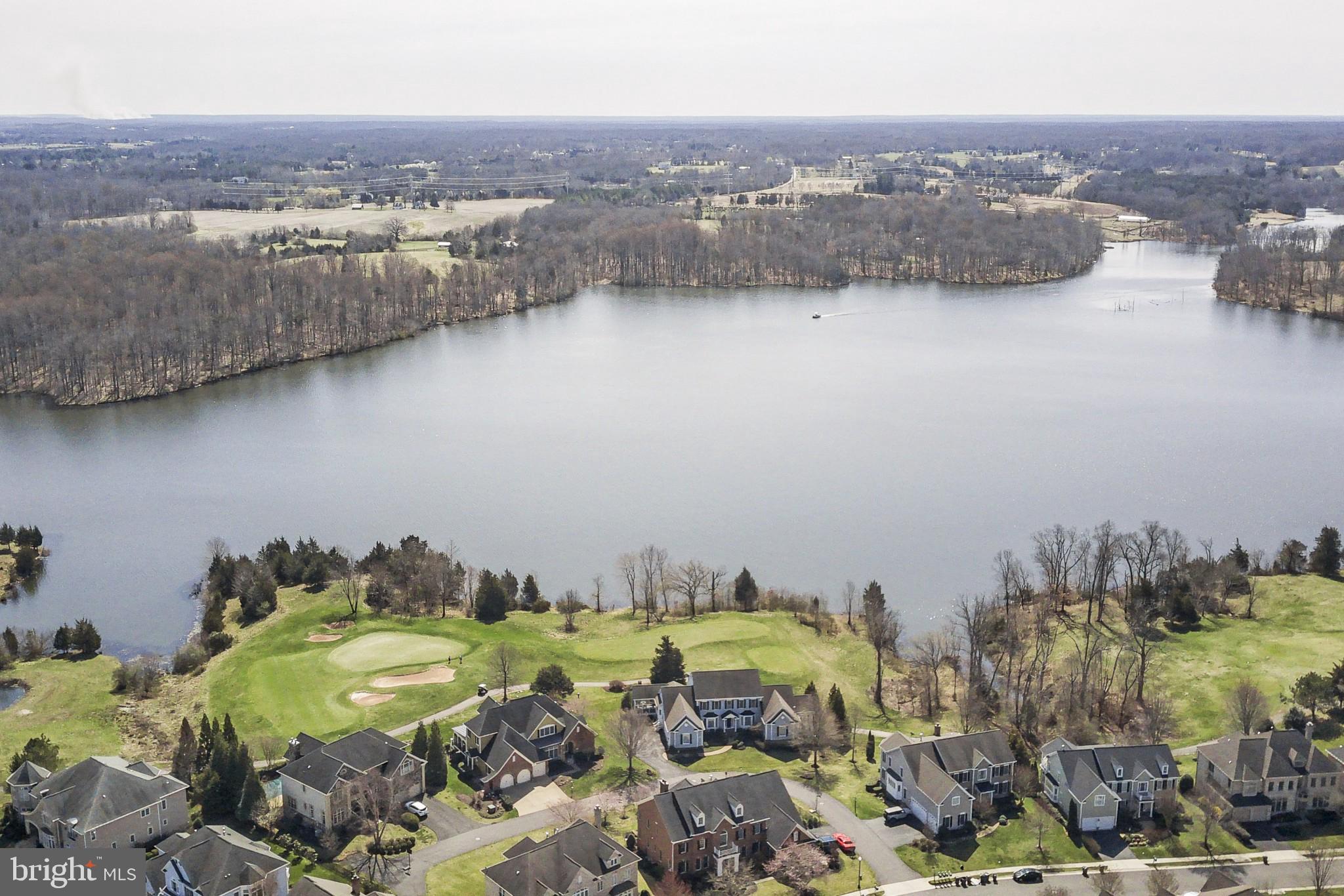 8514 Link Hills Loop Gainesville, VA 20155 - Photo 6 of 65 Situated on the Golf Course and Lake