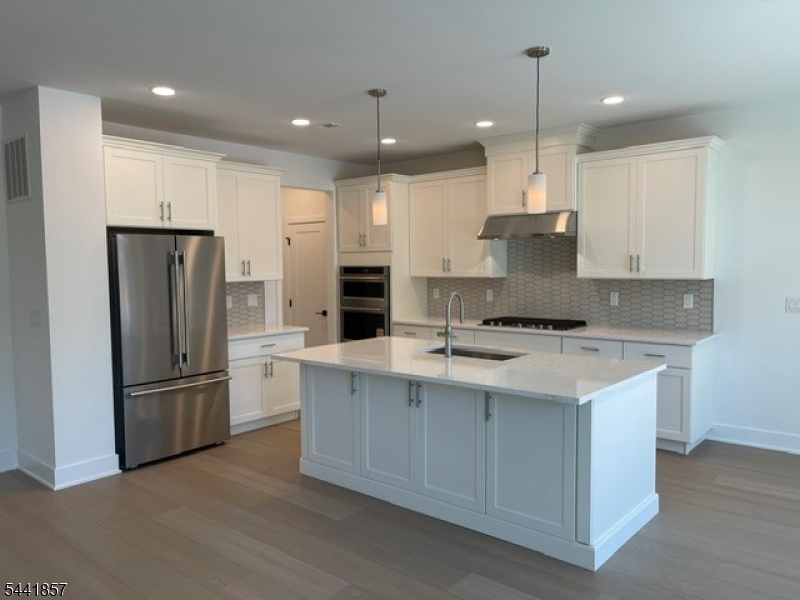 24 Rasboro Road Randolph, NJ 07869 - Photo 3 of 3