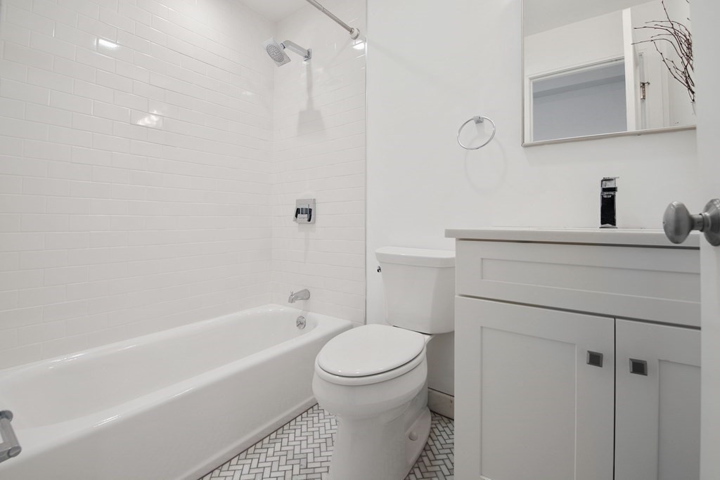134 Warren Street, Unit 1 Boston, MA 02119 - Photo 3 of 9
