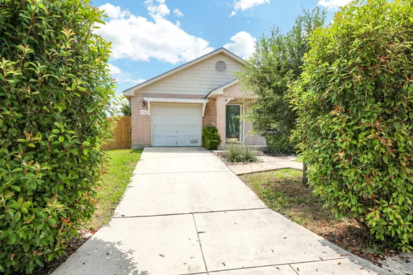 $1,675 | 9664 Kennebec Way, San Antonio, TX 78245