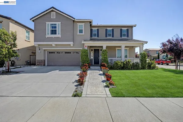 $908,888 | 1710 Flora Way, Tracy, CA 95376