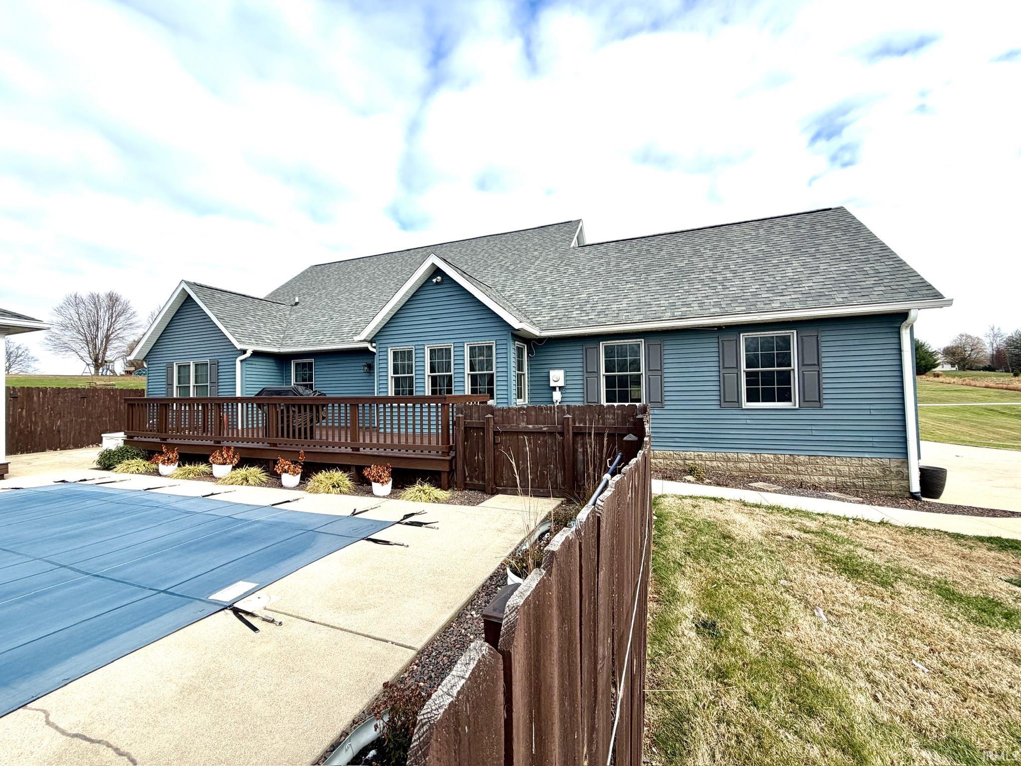 223 Steeple Point Bedford, IN 47421 - Photo 8 of 36