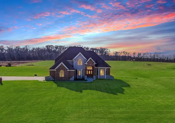 $749,900 | 17826 South County Line Road, Hebron, IN 46341