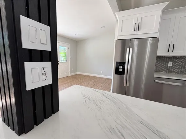 $2,850 | 3983 Marlin Drive Southeast, St. Petersburg, FL 33705