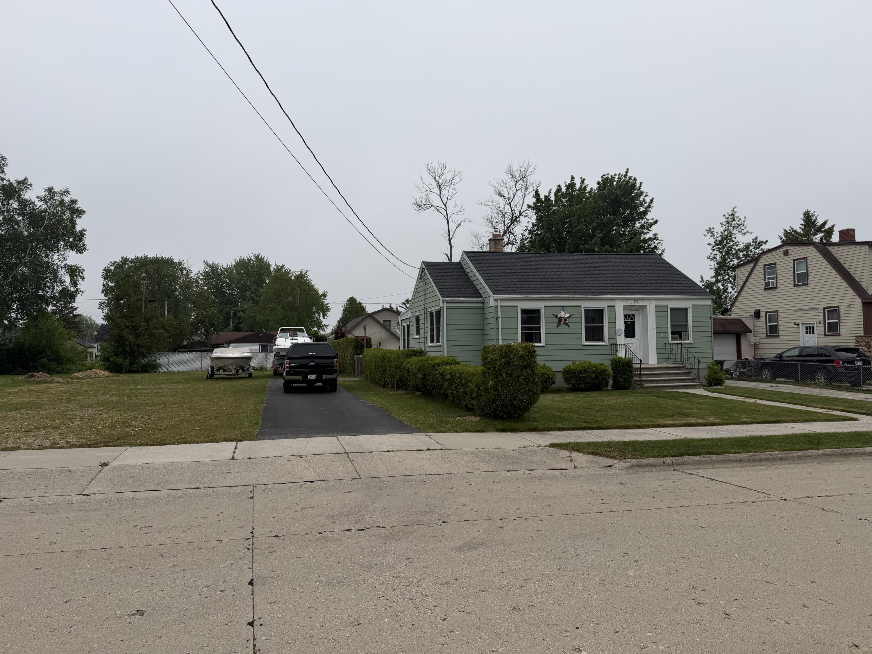 1013 28th Street Two Rivers, WI 54241 - Photo 12 of 32 IMG_1553