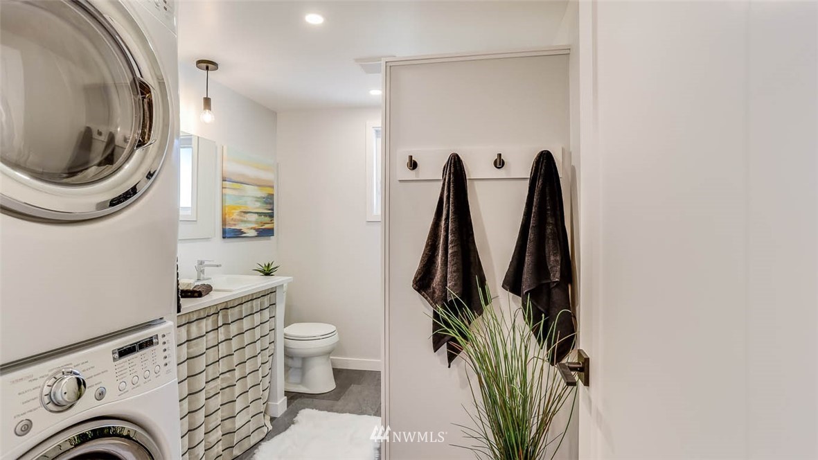 4312 Northeast 22nd Court Renton, WA 98059 - Photo 31 of 40 Gallery Image 31