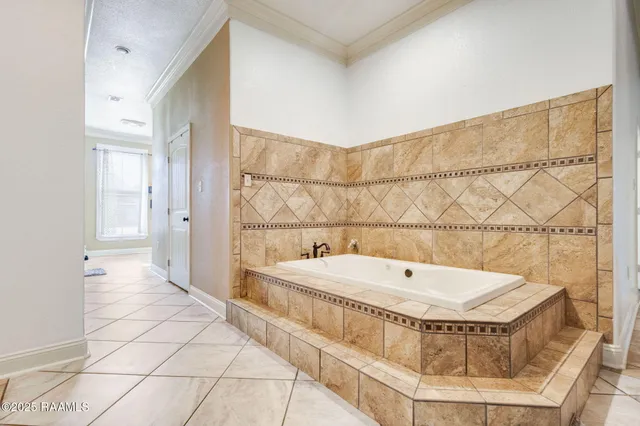 $699,000 | 105 Gated Trinity Court, Lafayette, LA 70506