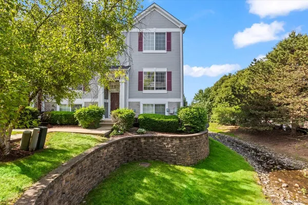 $270,000 | 119 Enclave Circle, Bolingbrook, IL 60440