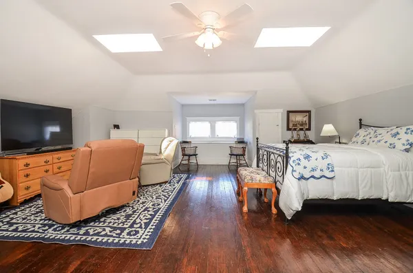 $349,000 | 205 Main Street, Palacios, TX 77465